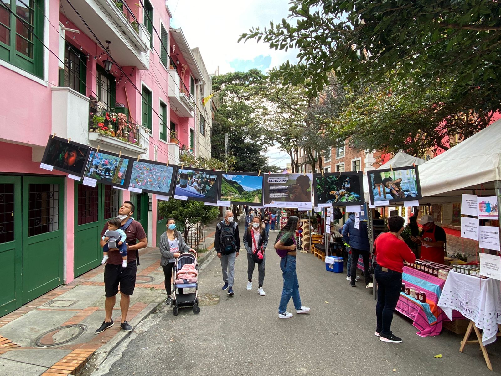 Exposición fotográfica la paz es el camino